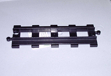 4563